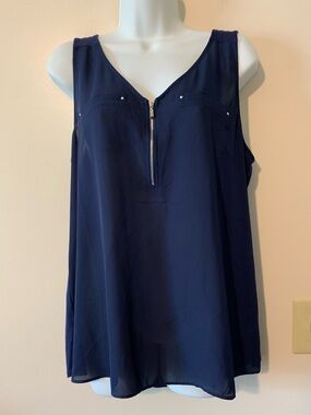 Sleeveless Navy V-Neck Blouse with Front Zip